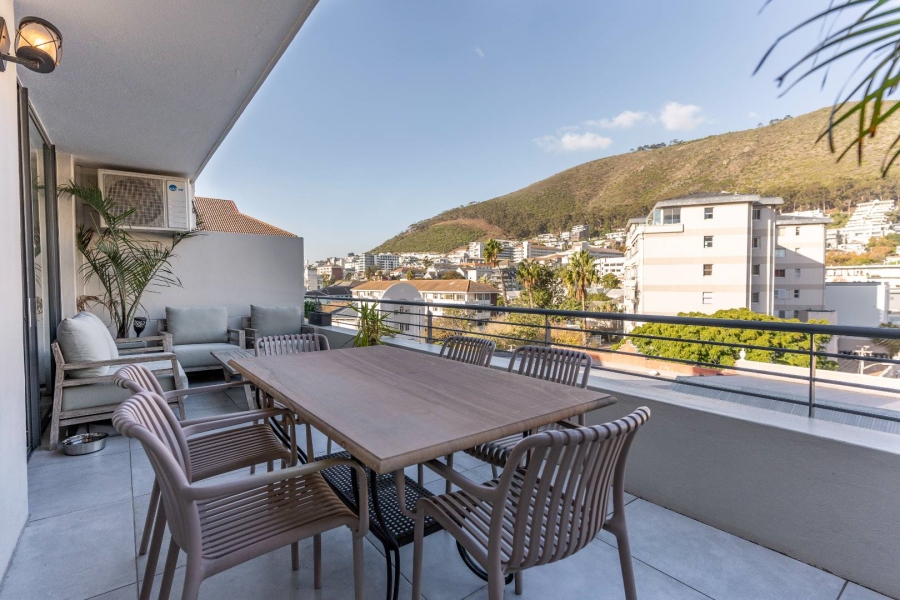 To Let 2 Bedroom Property for Rent in Sea Point Western Cape